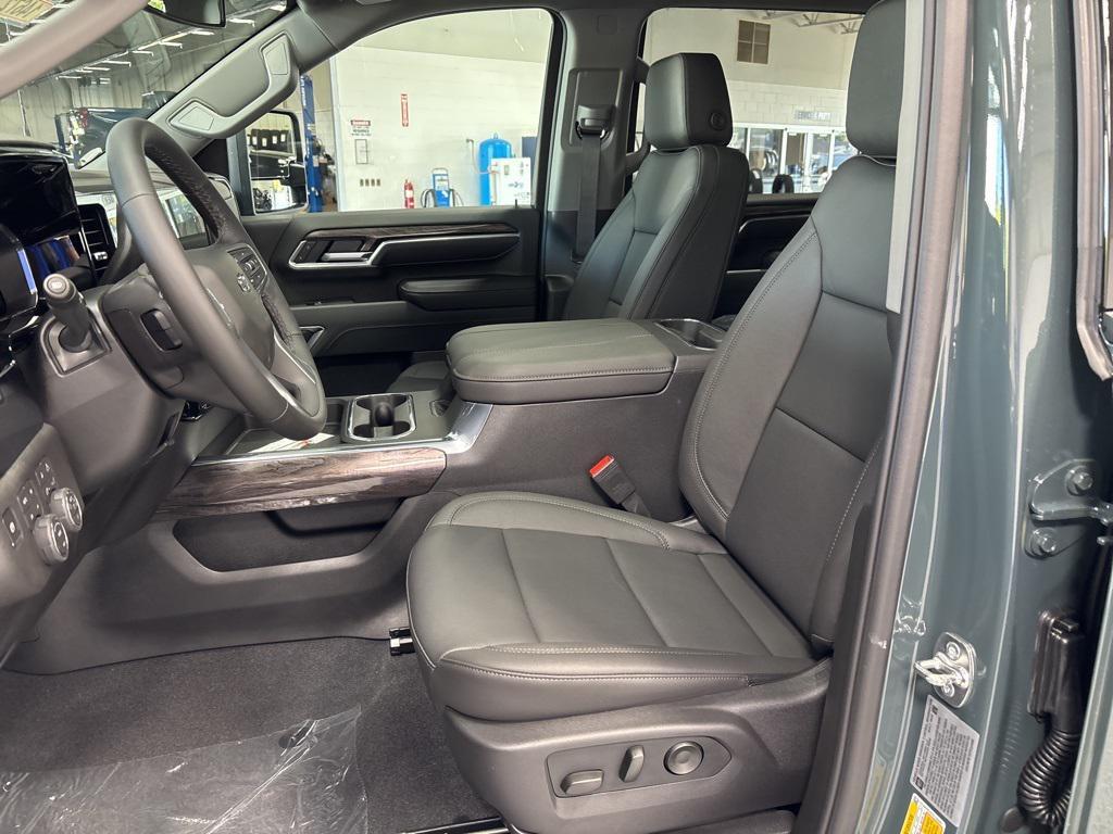 new 2026 Chevrolet Silverado 2500 car, priced at $75,570