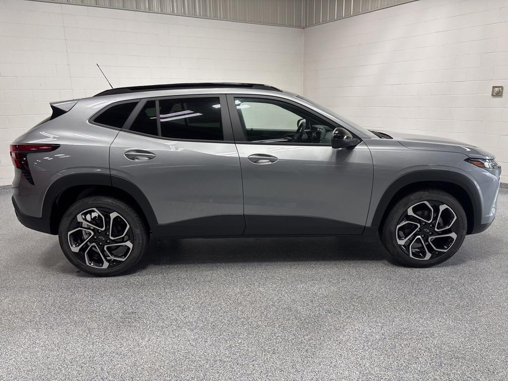 new 2025 Chevrolet Trax car, priced at $24,940