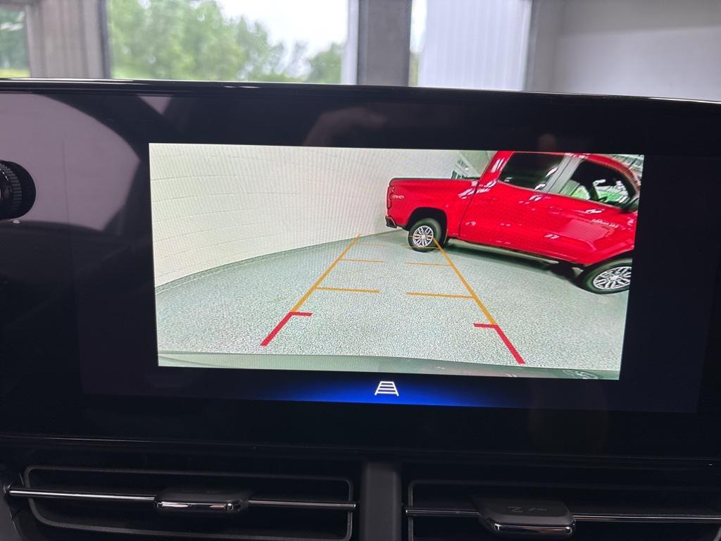 new 2025 Chevrolet Trax car, priced at $24,940