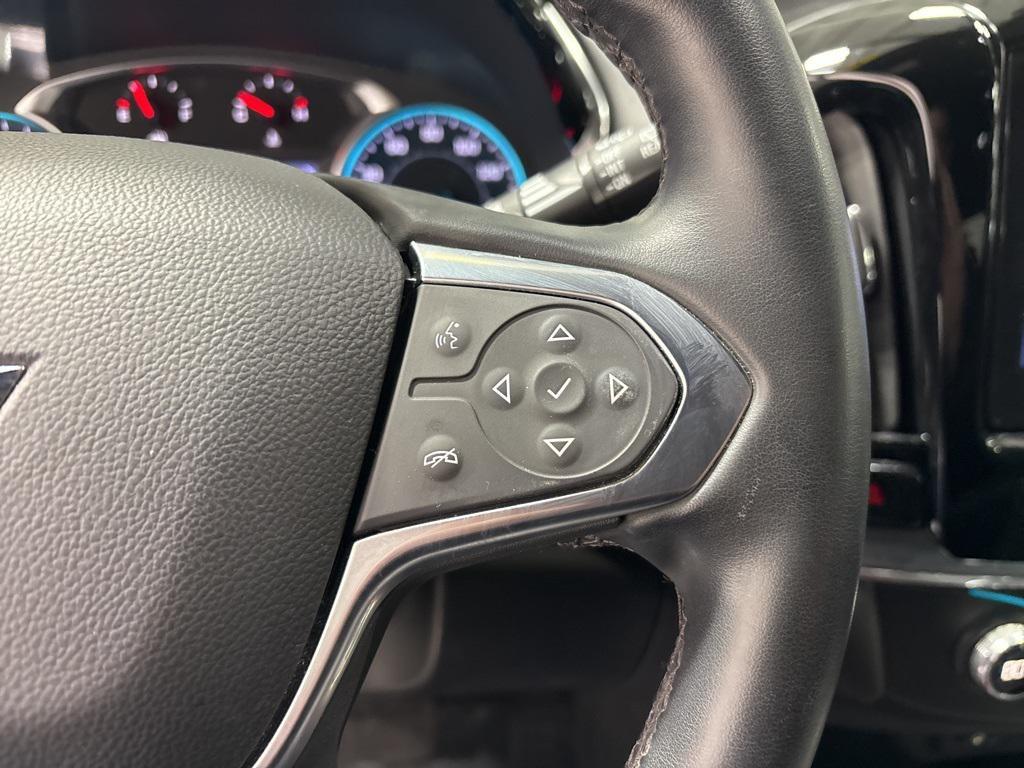 used 2023 Chevrolet Traverse car, priced at $33,399