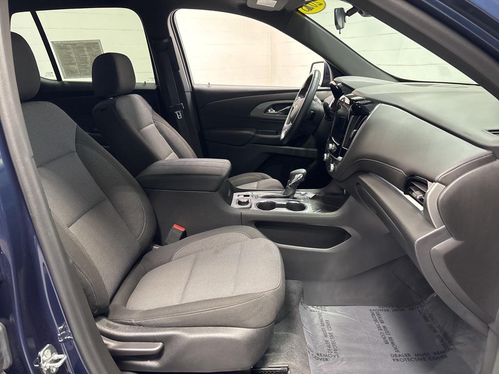 used 2023 Chevrolet Traverse car, priced at $33,399