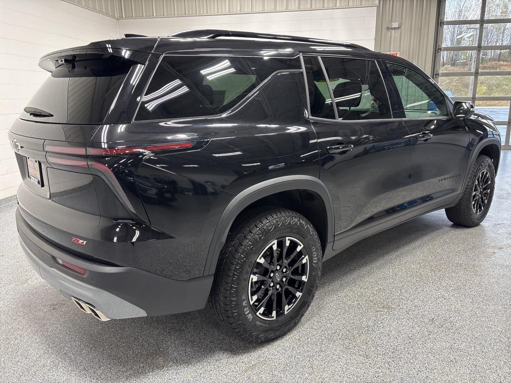 used 2024 Chevrolet Traverse car, priced at $45,749