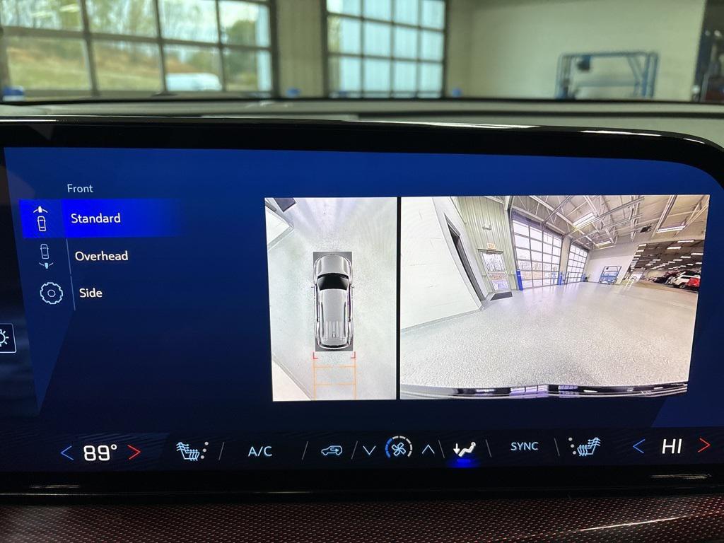 used 2024 Chevrolet Traverse car, priced at $45,749