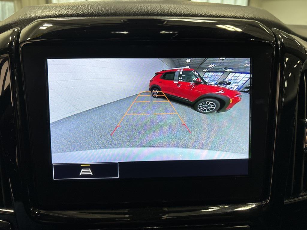 used 2023 Chevrolet Traverse car, priced at $33,999