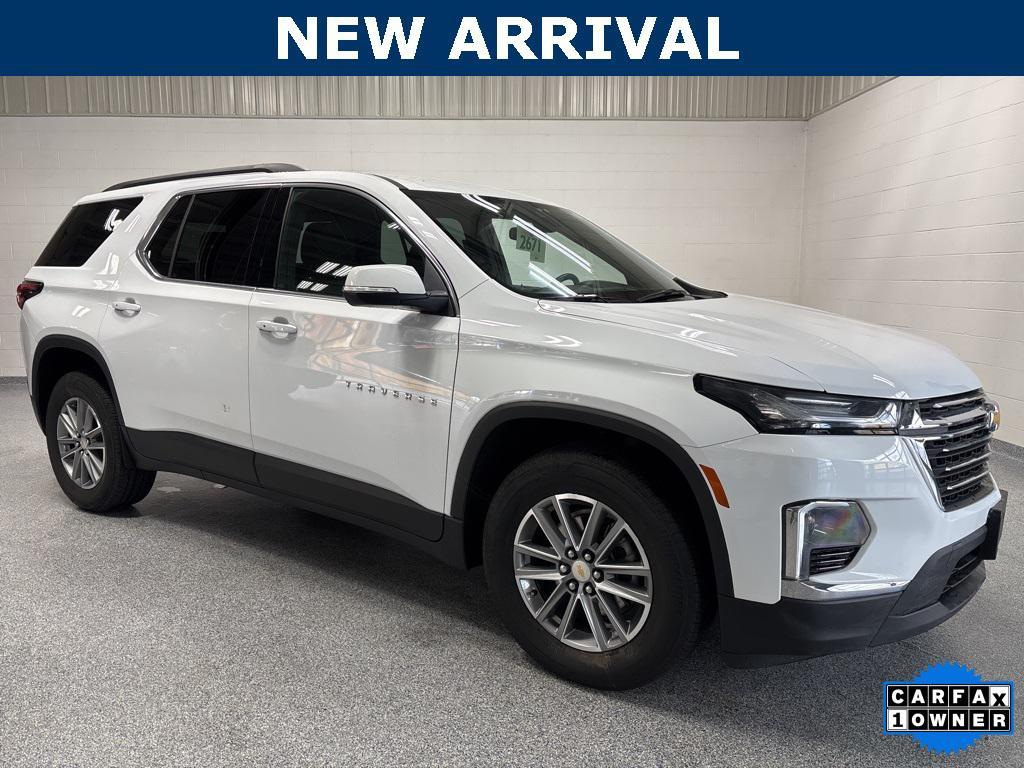 used 2023 Chevrolet Traverse car, priced at $34,399