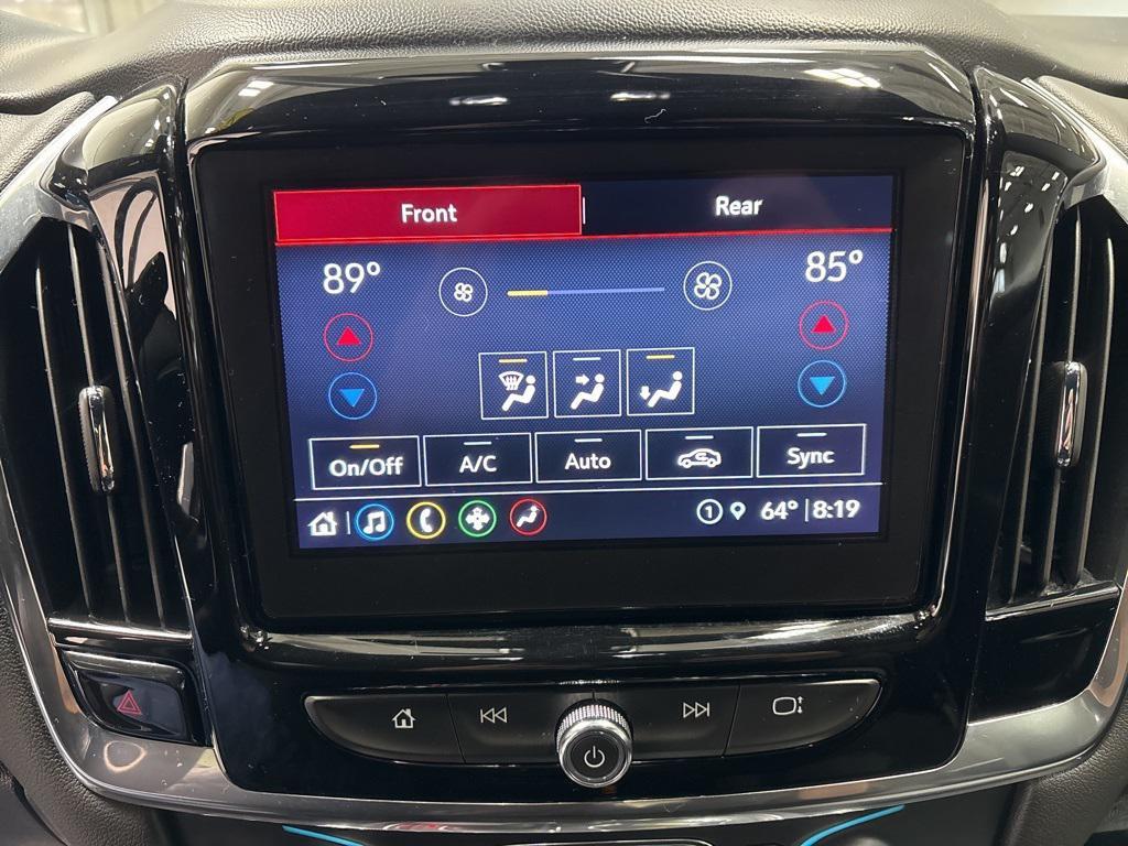 used 2023 Chevrolet Traverse car, priced at $33,999