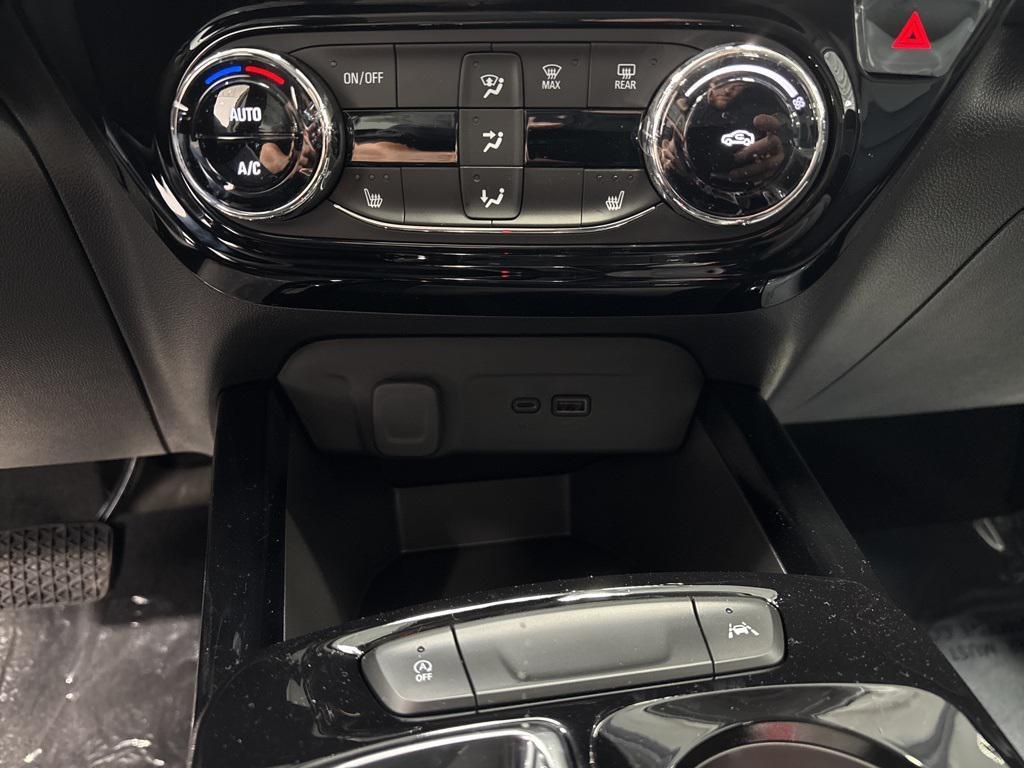 new 2026 Chevrolet Trax car, priced at $25,195