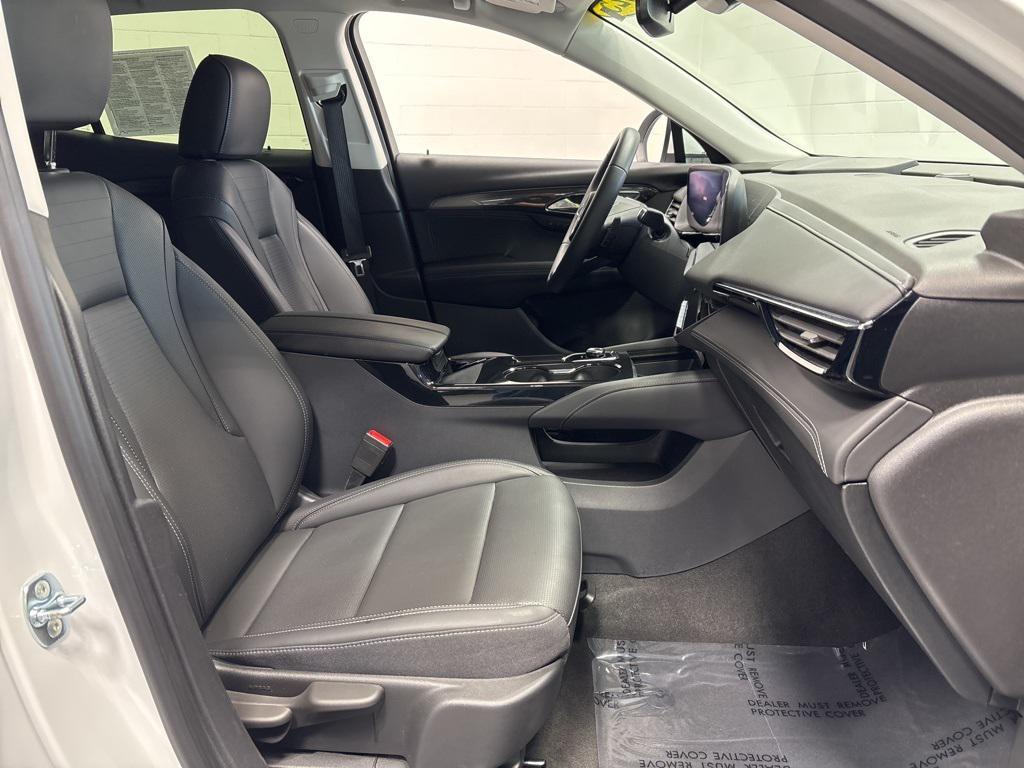 used 2025 Buick Envision car, priced at $29,599