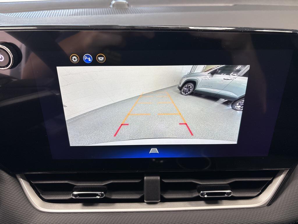 new 2026 Chevrolet Equinox car, priced at $32,535