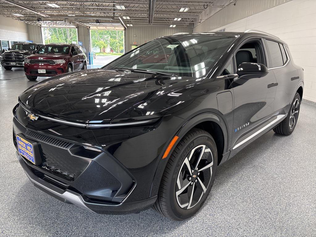 new 2025 Chevrolet Equinox EV car, priced at $38,595