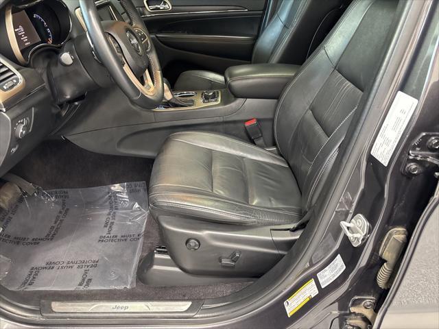 used 2016 Jeep Grand Cherokee car, priced at $15,999