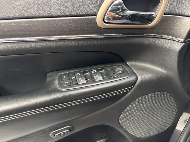 used 2016 Jeep Grand Cherokee car, priced at $15,999