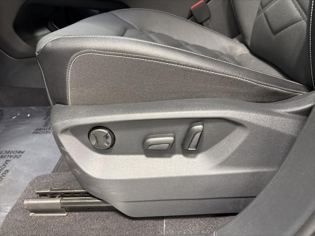 used 2025 Volkswagen Atlas car, priced at $37,991