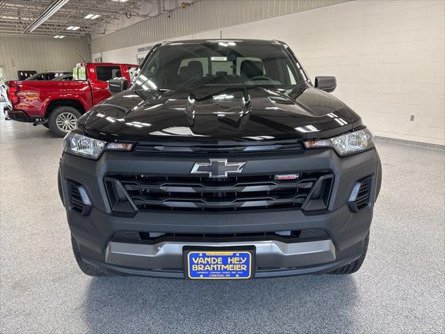 new 2025 Chevrolet Colorado car, priced at $42,995
