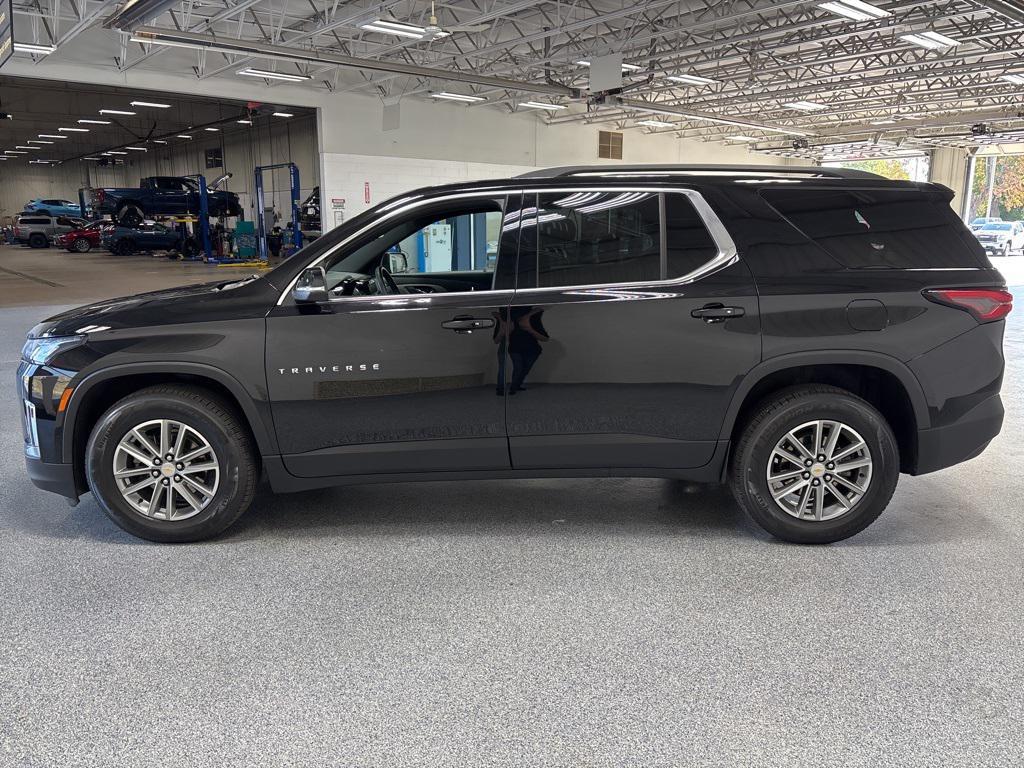 used 2023 Chevrolet Traverse car, priced at $30,799