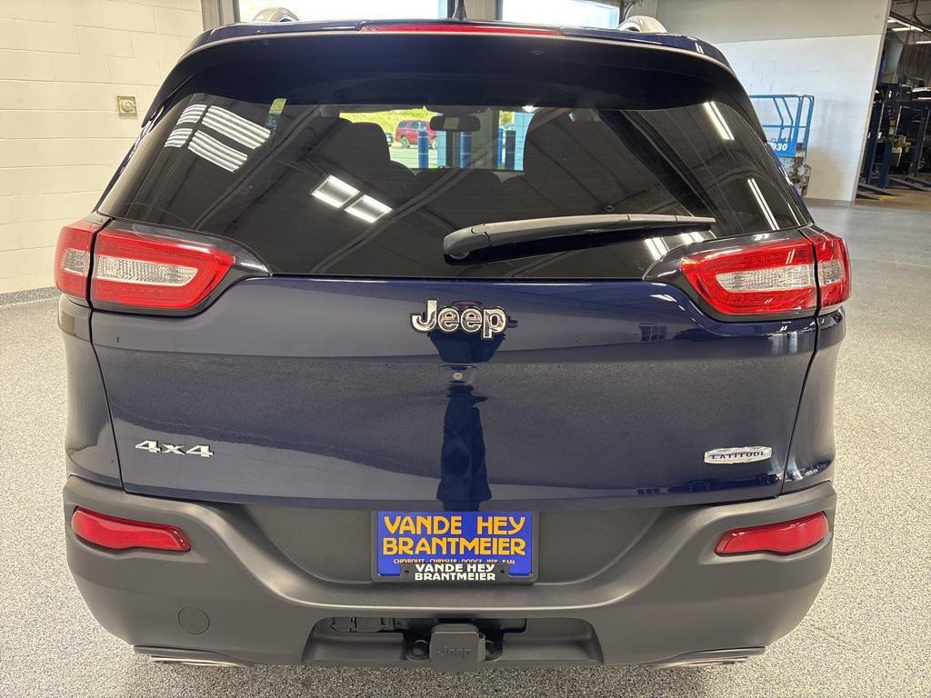 used 2015 Jeep Cherokee car, priced at $13,599