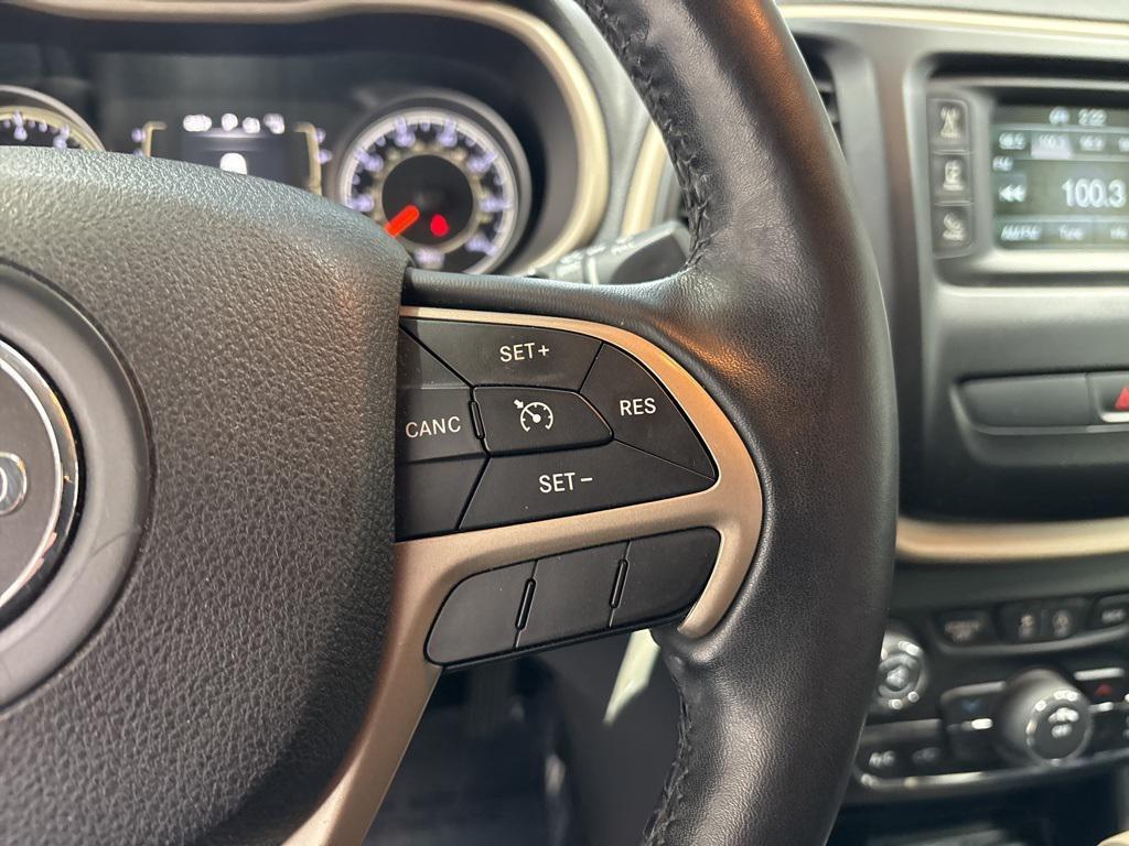 used 2015 Jeep Cherokee car, priced at $13,599