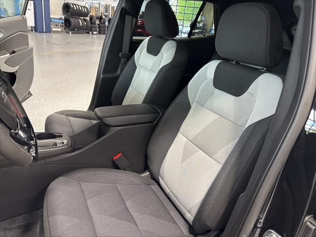 new 2025 Chevrolet Trax car, priced at $23,790