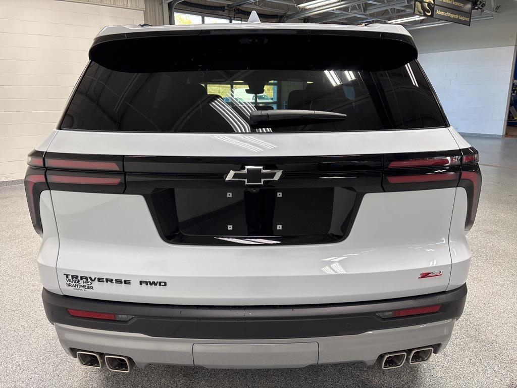 new 2026 Chevrolet Traverse car, priced at $51,765