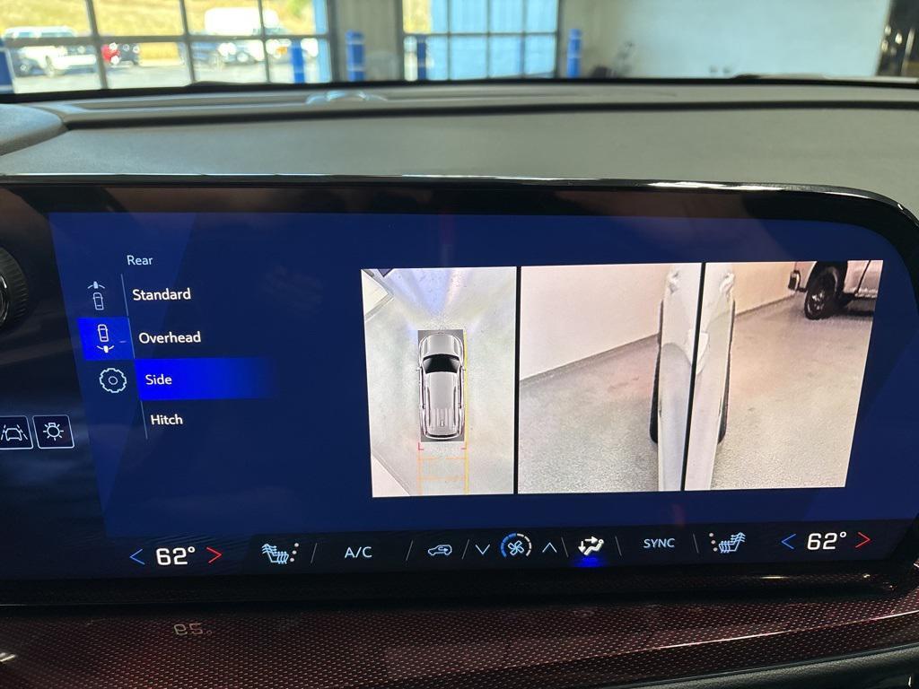 new 2026 Chevrolet Traverse car, priced at $51,765