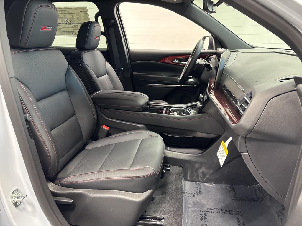 new 2026 Chevrolet Traverse car, priced at $51,765