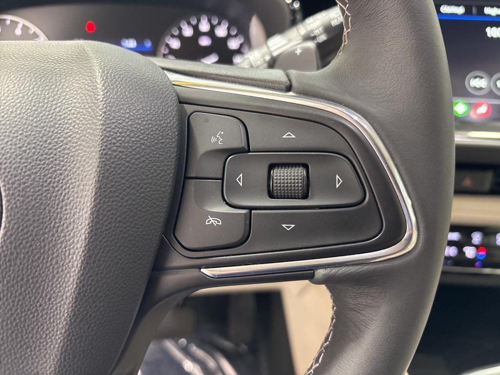 used 2023 Buick Envision car, priced at $29,999