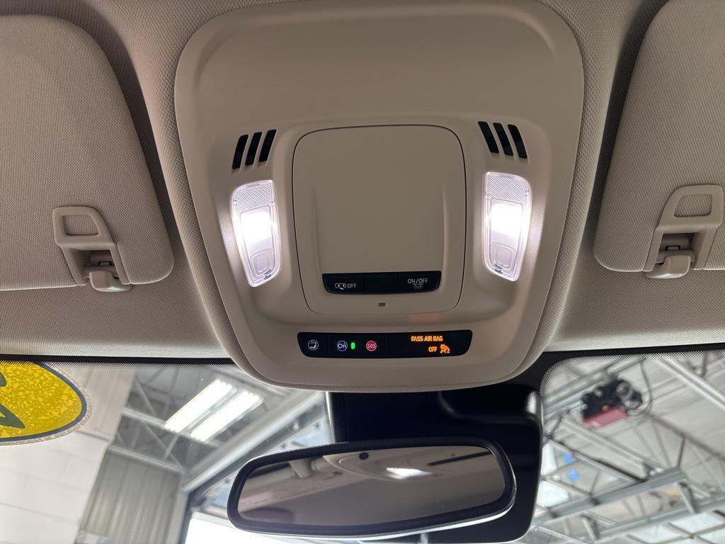 used 2023 Buick Envision car, priced at $29,999