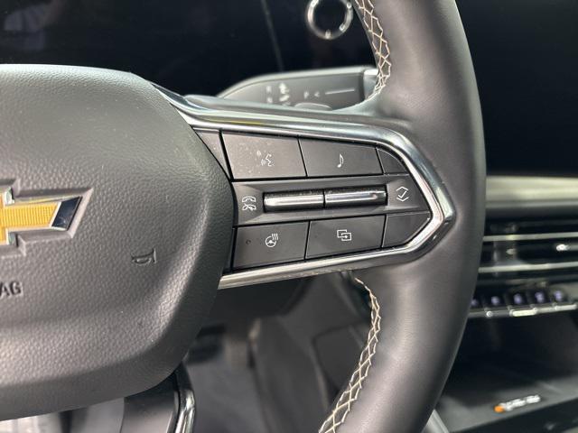 used 2025 Chevrolet Traverse car, priced at $32,699