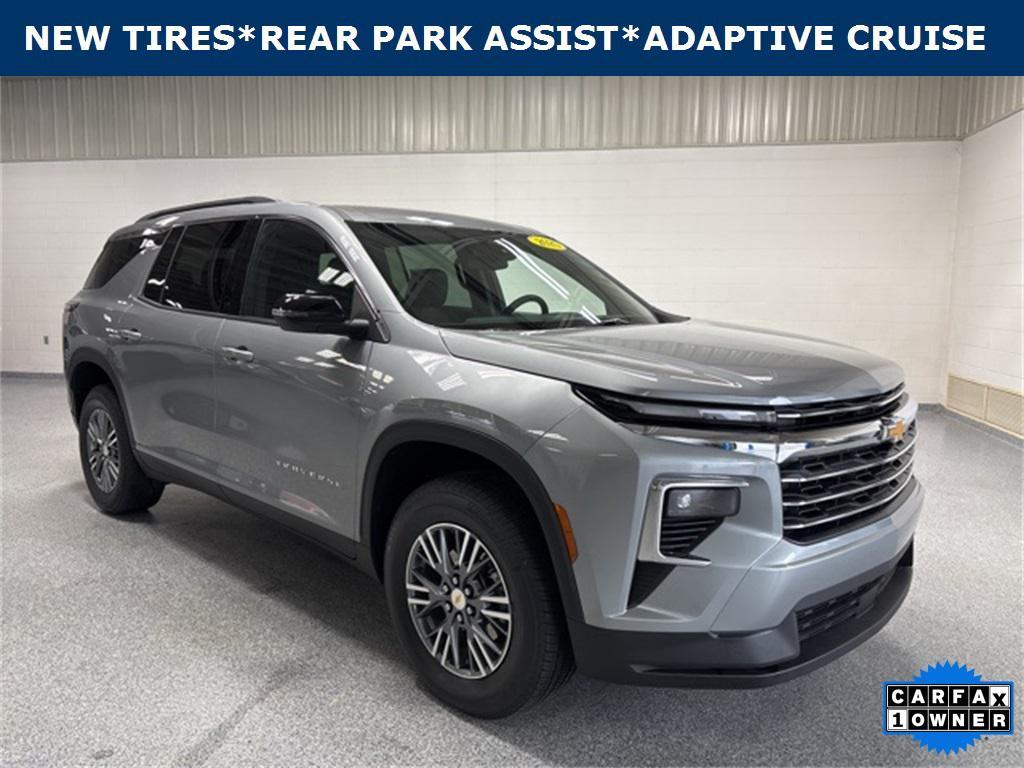 used 2025 Chevrolet Traverse car, priced at $33,399