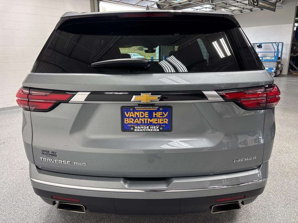 used 2023 Chevrolet Traverse car, priced at $34,450