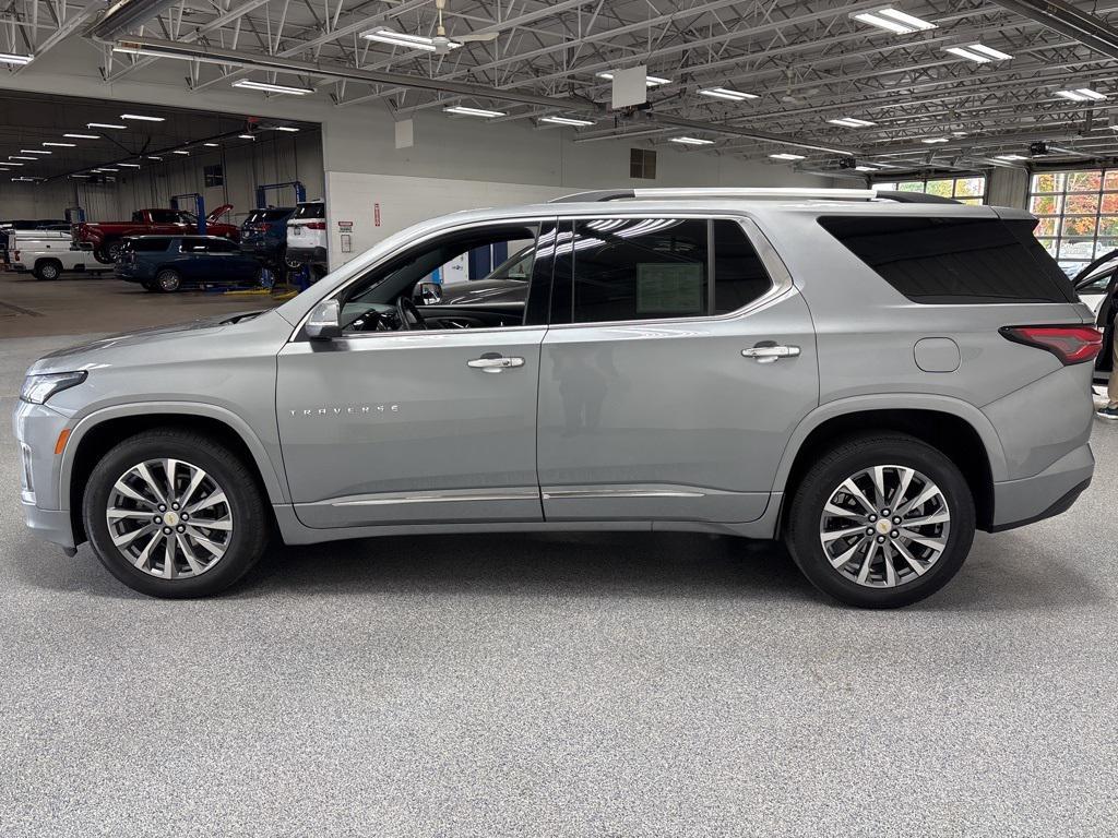 used 2023 Chevrolet Traverse car, priced at $34,450
