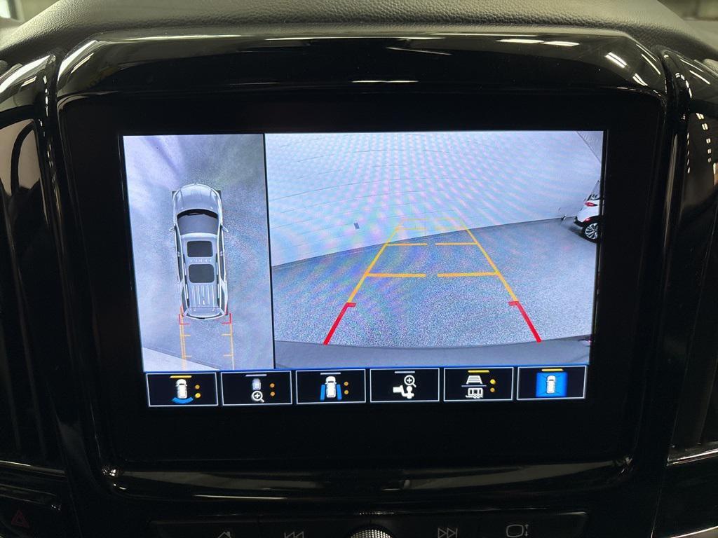 used 2023 Chevrolet Traverse car, priced at $34,450