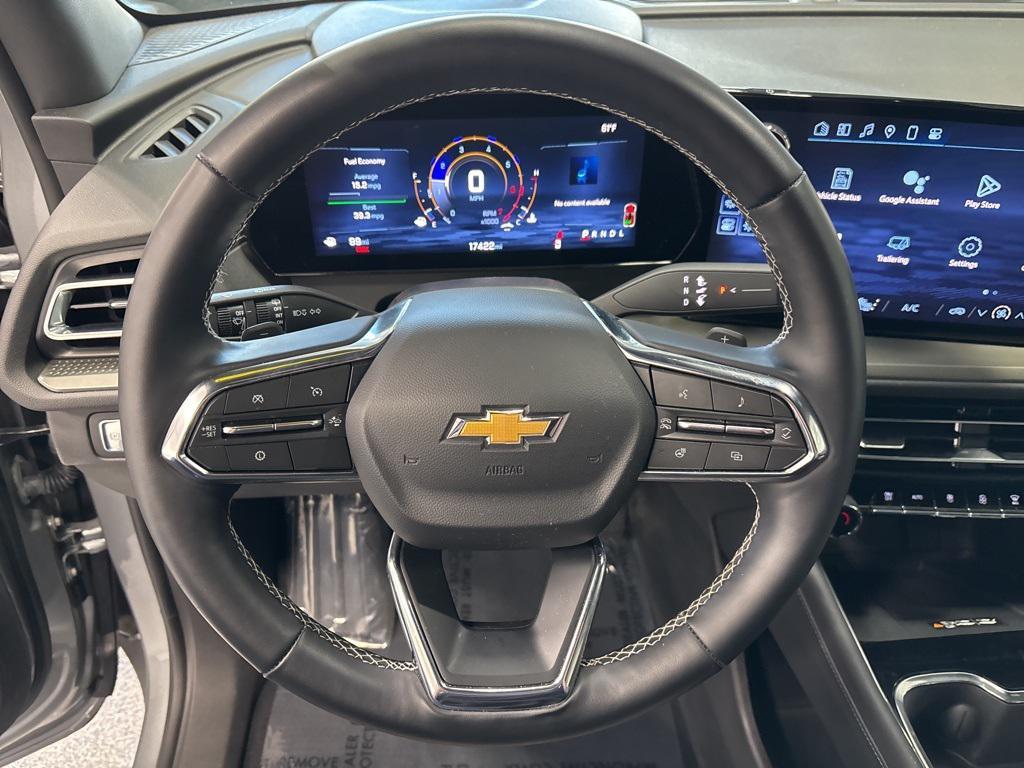 used 2025 Chevrolet Traverse car, priced at $35,349