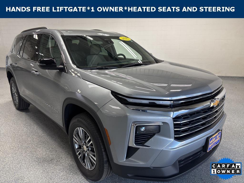 used 2025 Chevrolet Traverse car, priced at $35,349
