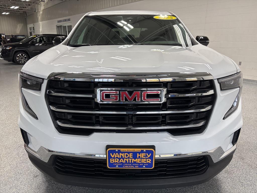 used 2025 GMC Acadia car, priced at $33,991