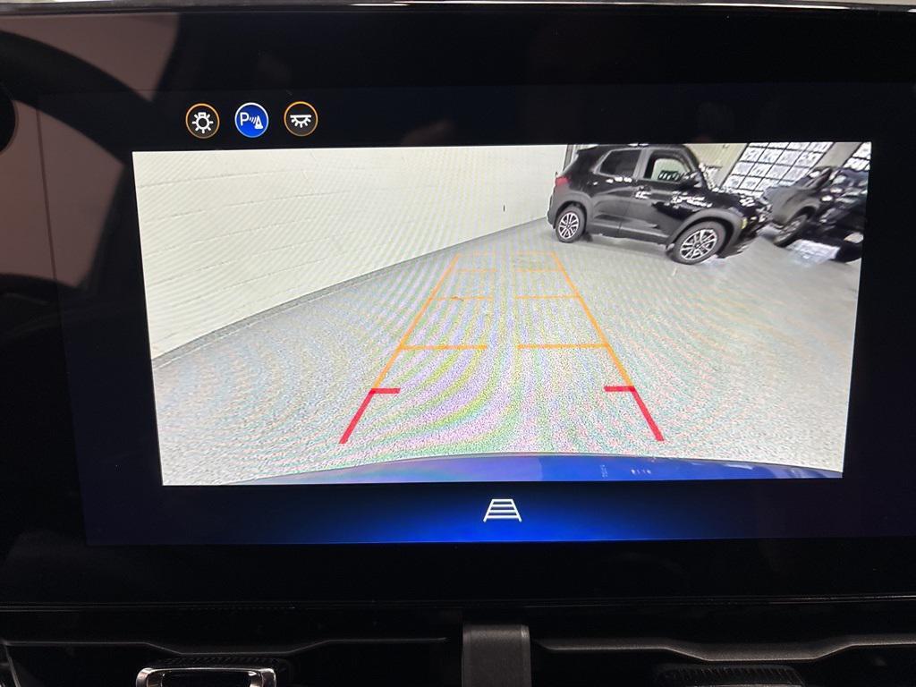 new 2026 Chevrolet Equinox car, priced at $33,935