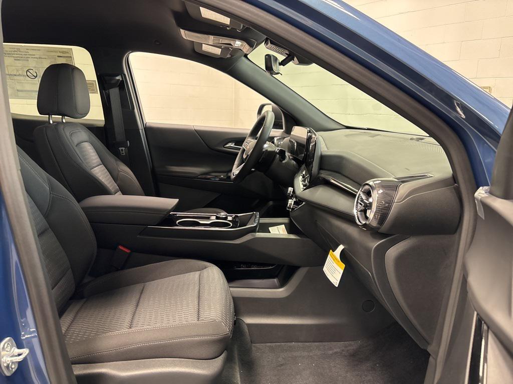 new 2026 Chevrolet Equinox car, priced at $30,940