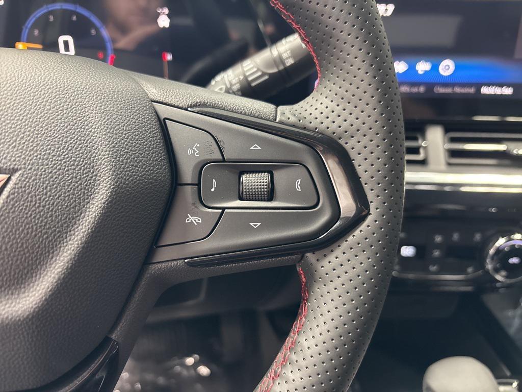 new 2025 Chevrolet Trax car, priced at $25,940