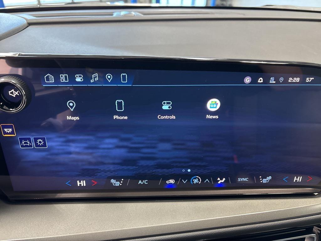 new 2026 Chevrolet Traverse car, priced at $43,695