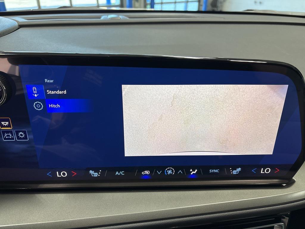 new 2026 Chevrolet Traverse car, priced at $43,695