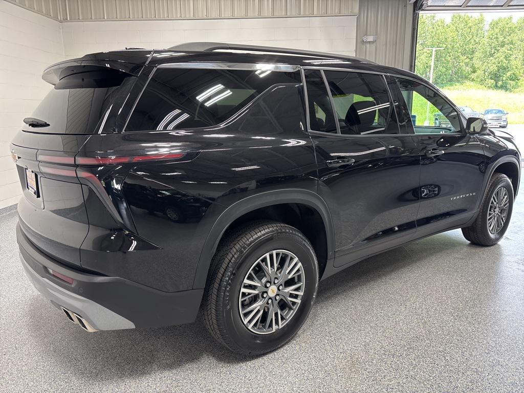 used 2025 Chevrolet Traverse car, priced at $34,449