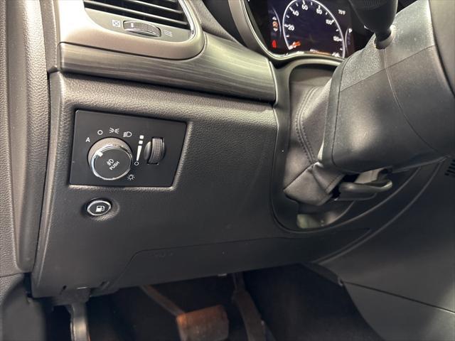 used 2019 Jeep Grand Cherokee car, priced at $17,399