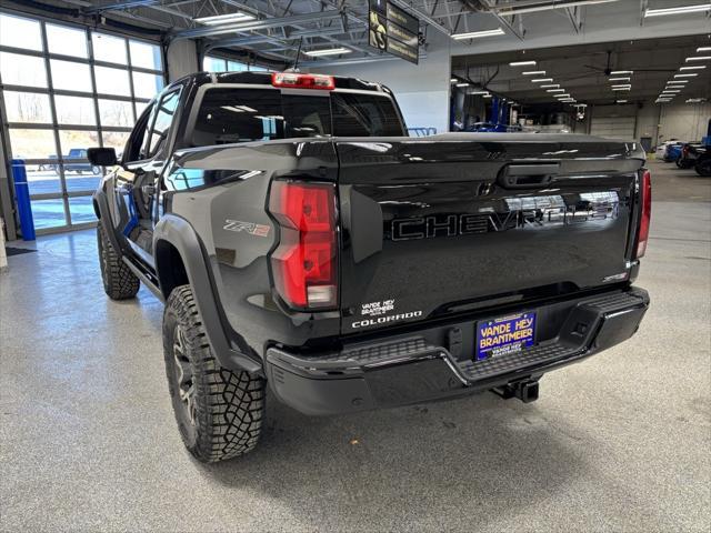 new 2025 Chevrolet Colorado car, priced at $48,999