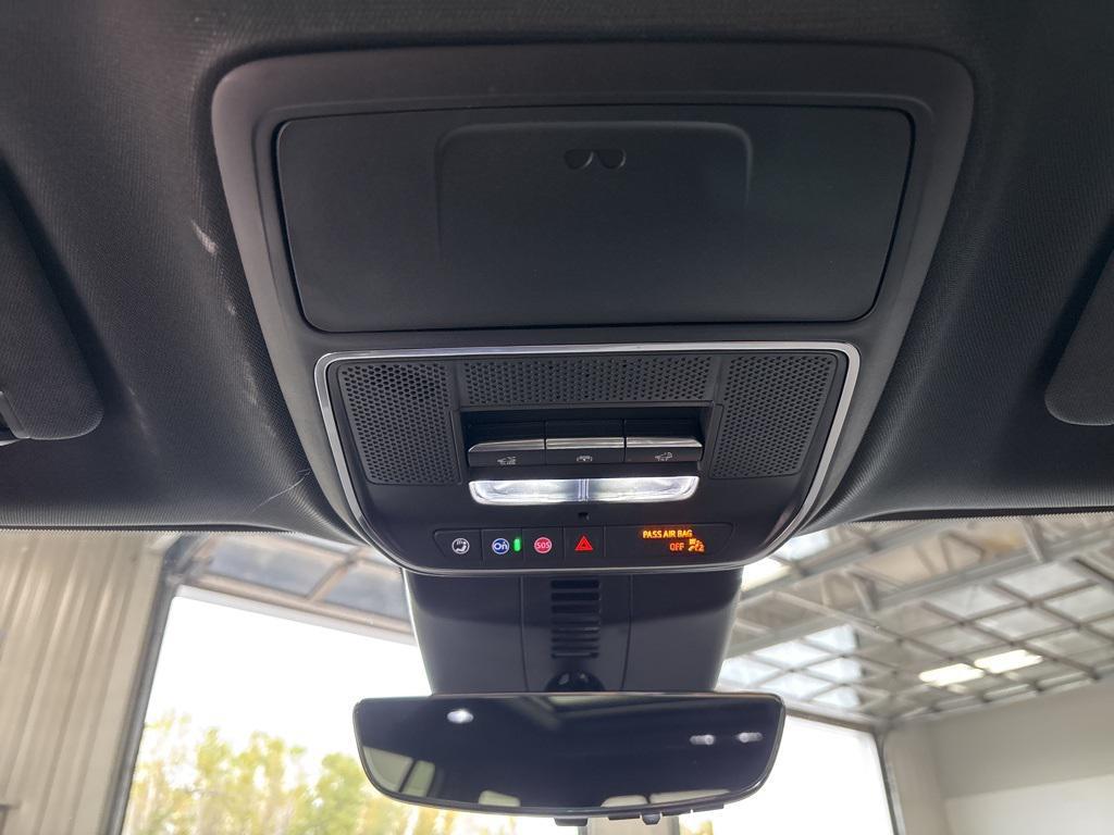 used 2024 Chevrolet Traverse car, priced at $50,699