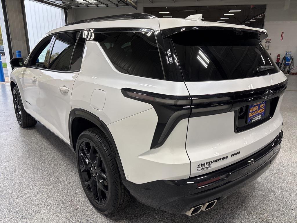 used 2024 Chevrolet Traverse car, priced at $50,699