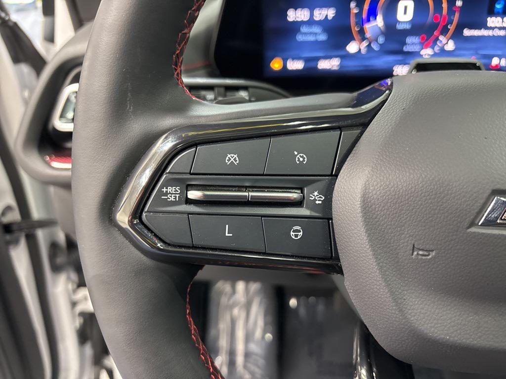 used 2024 Chevrolet Traverse car, priced at $50,699