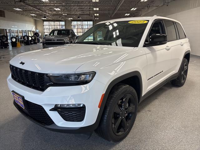 used 2023 Jeep Grand Cherokee car, priced at $35,299