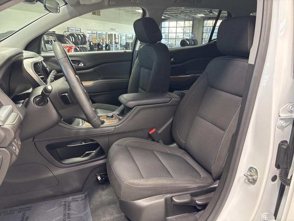 used 2023 GMC Acadia car, priced at $28,818