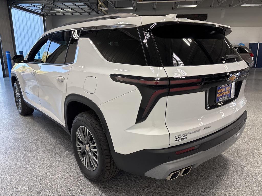 used 2025 Chevrolet Traverse car, priced at $38,999