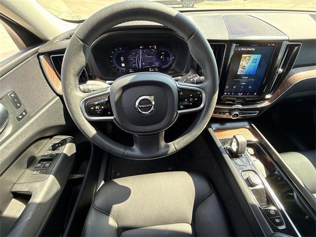 used 2023 Volvo XC60 Recharge Plug-In Hybrid car, priced at $35,674